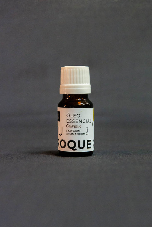 clove essential oil