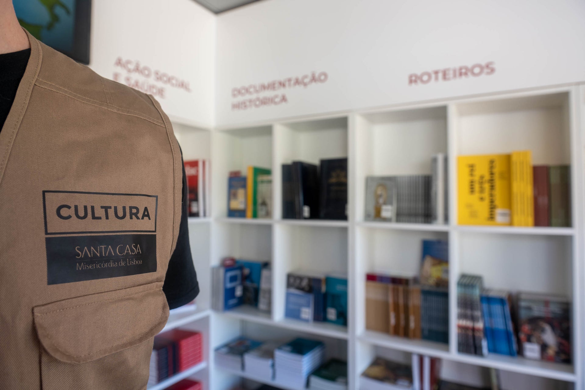 Carregar vídeo: Vídeo promocional da Loja online da Cultura Santa Casa